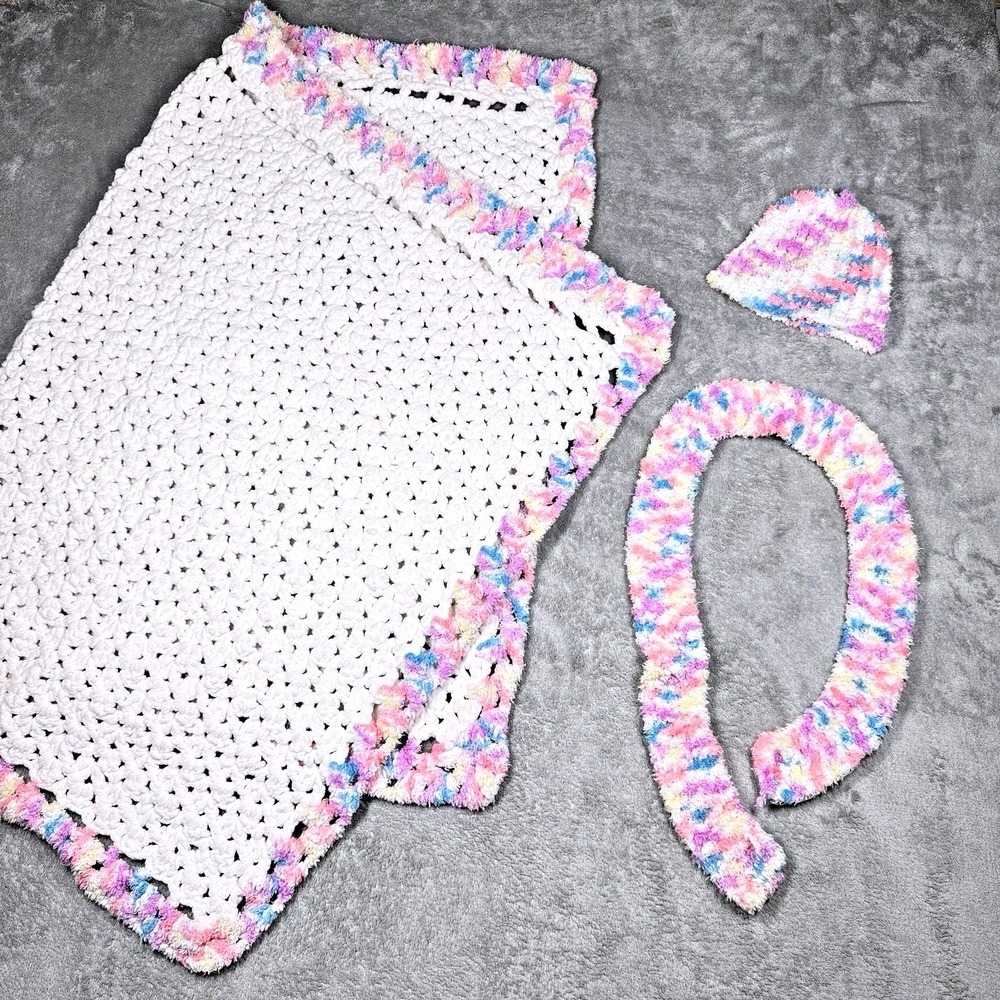 Handmade Crochet Baby Blanket Hat Scarf Set‎ 44x33 Pastel Nursery Gift